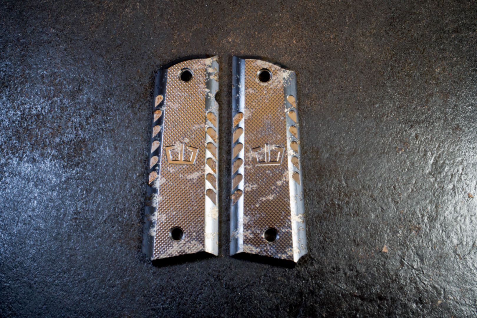 はじ 1911 Government Grips - Collaborations